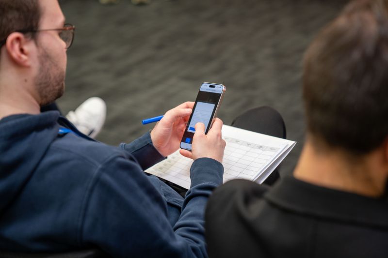 Post related media content