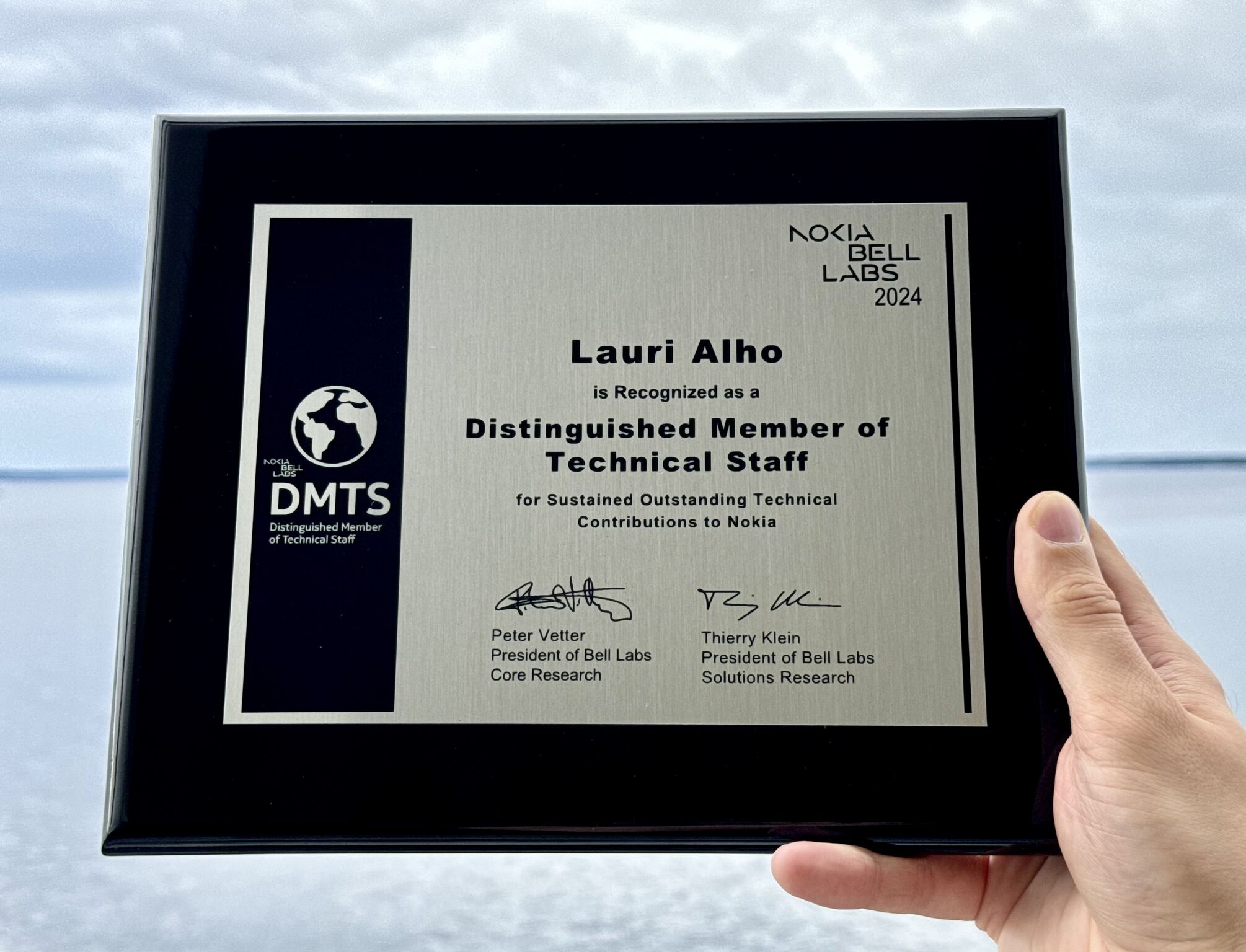 Post related media content