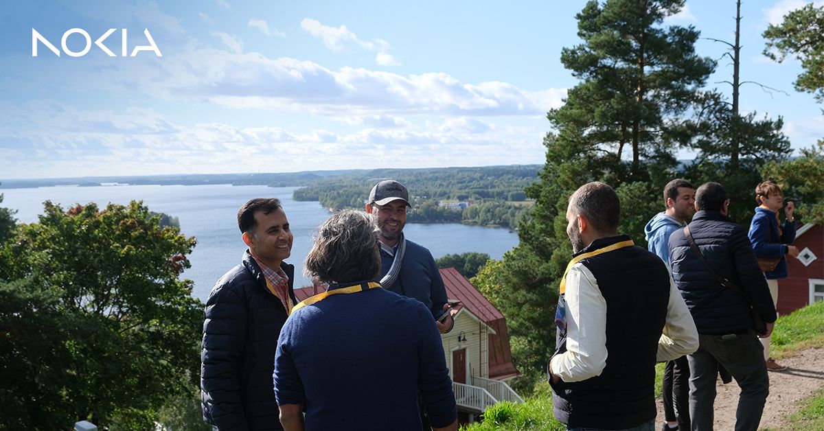 Post related media content